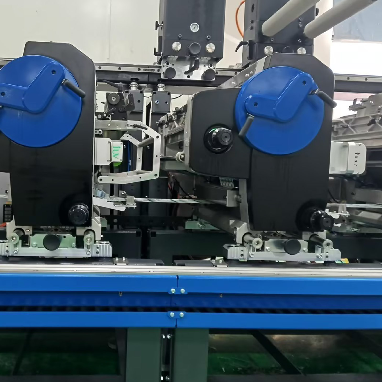 How to Prevent Ink Skinization and Keep Your Anilox Rolls Clean How to Prevent Ink Skinization and Keep Your Anilox Rolls Clean