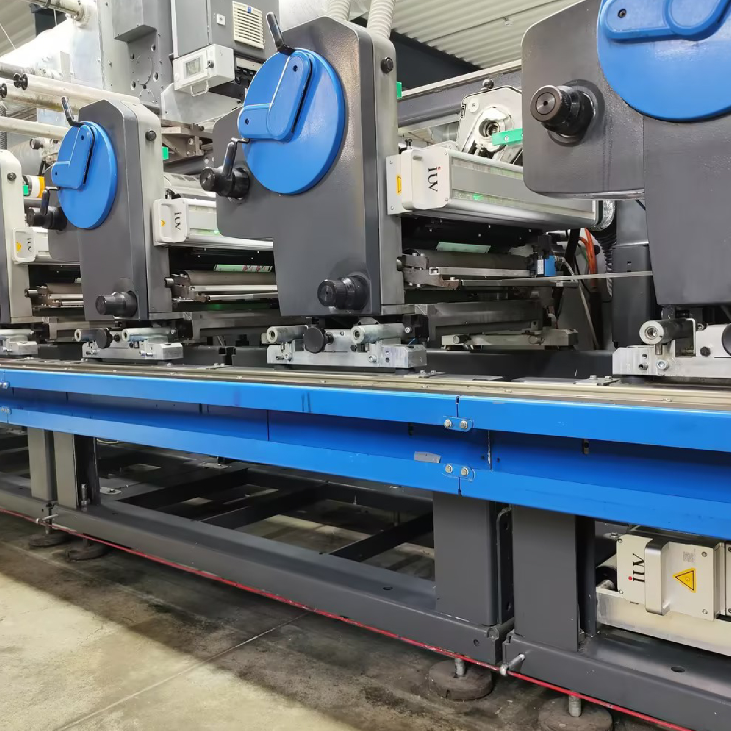 How LED Flexo Improves Adhesion and Ink Density in Narrow-Web Applications How LED Flexo Improves Adhesion and Ink Density in Narrow-Web Applications